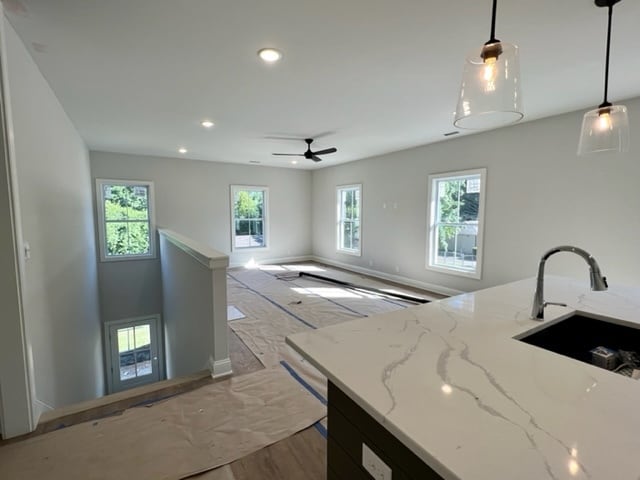 Building Photo - 238 Chenoweth Ln