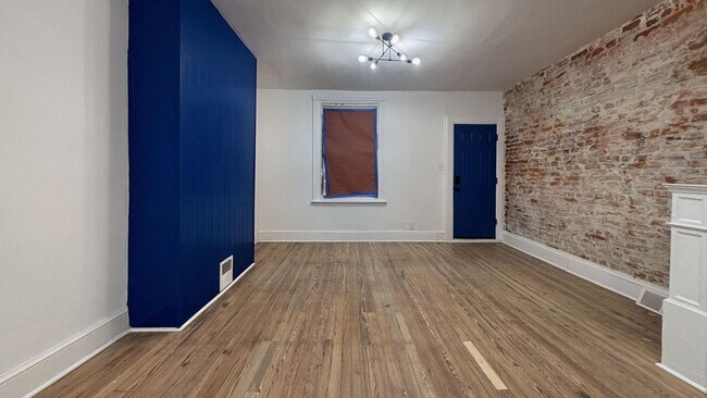 Building Photo - Modern Style Meets Philadelphia Charm