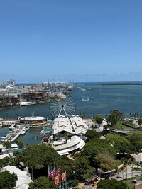 Building Photo - 398 NE 5th St