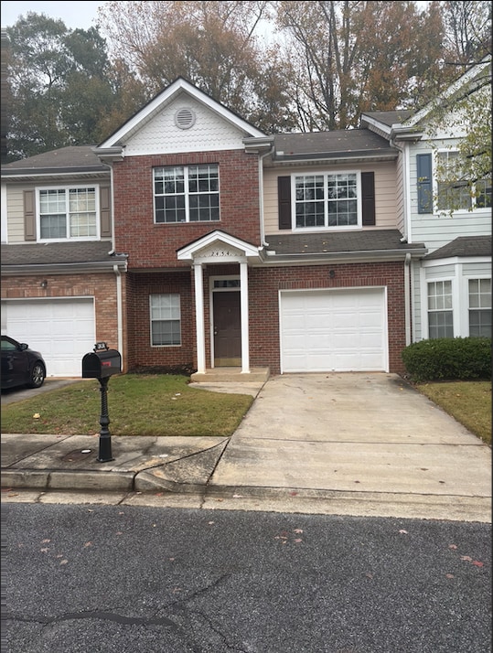 Front - 2454 Laurel Cir NW