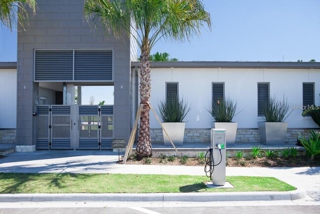 Building Photo - 8543 Pinter St