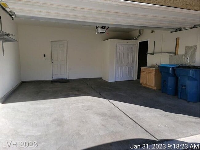 Building Photo - COMING SOON - Ready no later than Mid-March