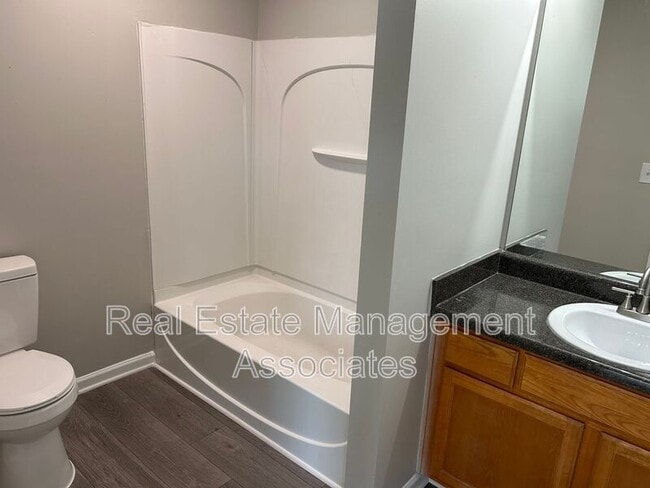 Building Photo - 1741 Carrington Dr