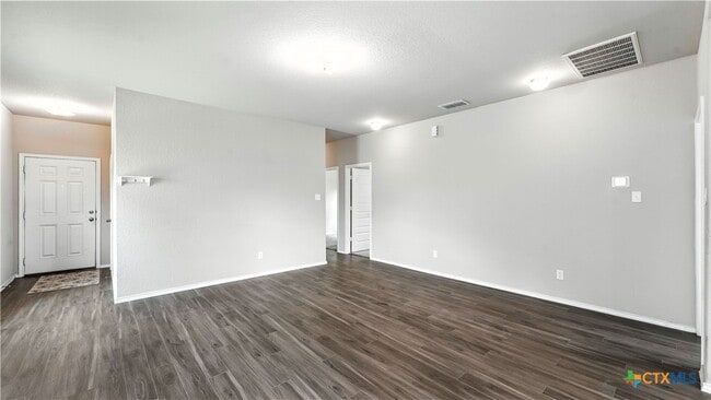 Building Photo - 2513 Marty Way