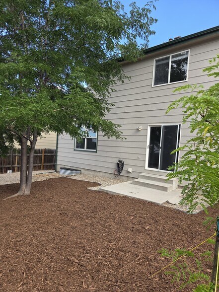 Building Photo - 5016 Prairie Grass Ln