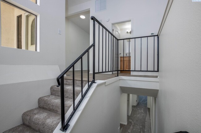 Building Photo - Meadow Springs Condo