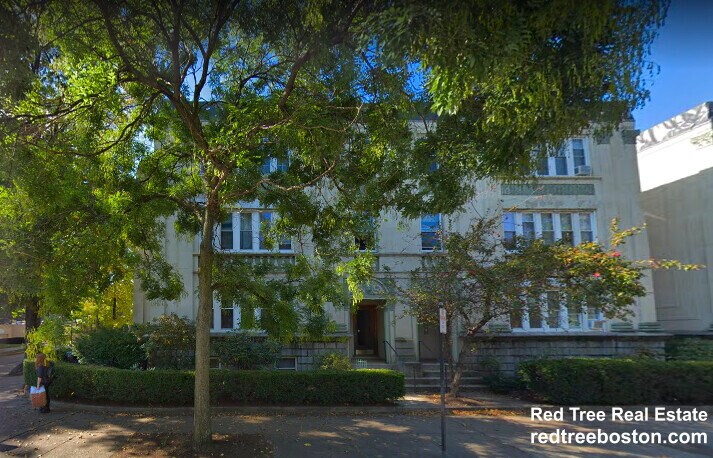 Building Photo - 318 St Paul St