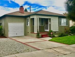 Building Photo - 4930-4930 Sawtelle Blvd
