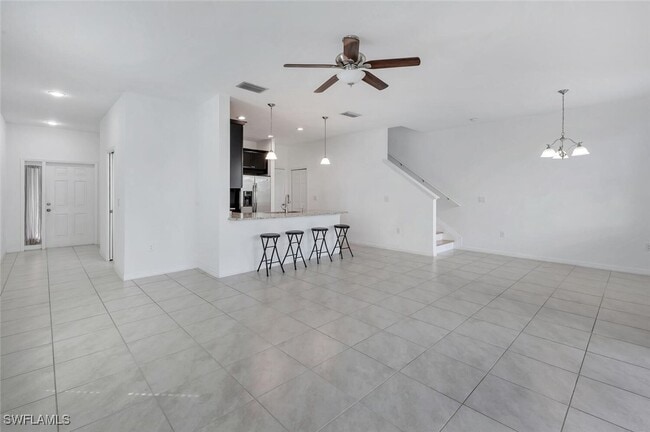 Building Photo - 10824 Alvara Way