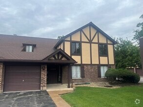 Building Photo - 1779 Gloucester Ct