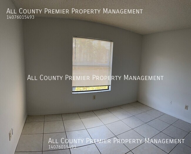 Building Photo - 2021 Caribbean Dr S