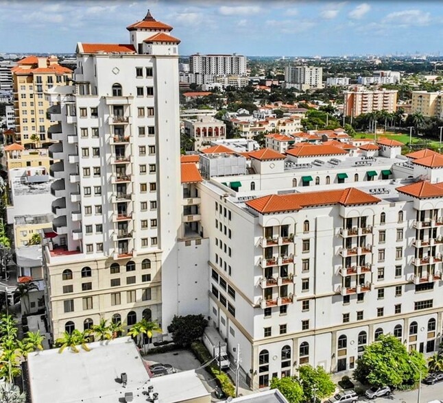 Building Photo - 1805 Ponce de Leon Blvd