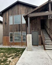 Building Photo - 2 Bed, 1 Bath at Teton River Flats! $200 OFF FIRST MONTH'S RENT!!!