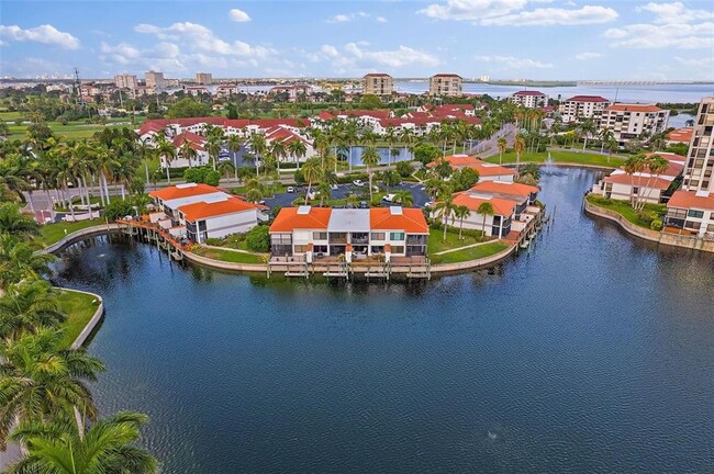 Building Photo - 6277 Bahia Del Mar Blvd S