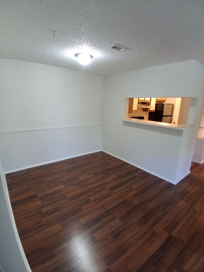 Building Photo - Oasis - # 10-201