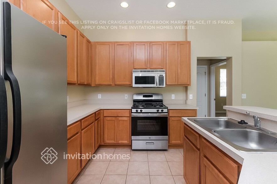 Building Photo - 2620 Abbey Grove Dr