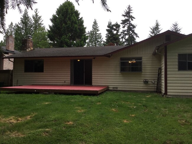 Building Photo - Spacious Mukilteo Rambler in Harbor Pointe – 3BR, Deck & Private Backyard