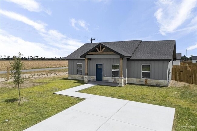 Building Photo - 1704 Unity Dr
