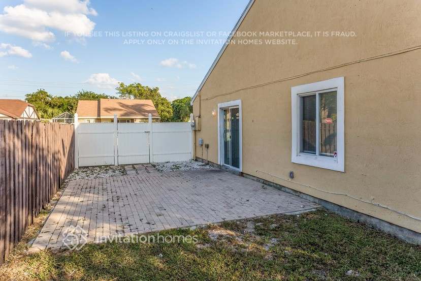 Building Photo - 22865 Chrysler Dr