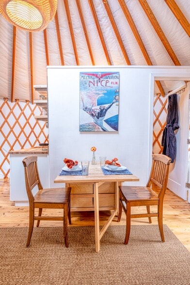 DIning Table - 165 Terrace St