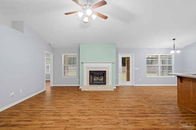 Building Photo - 4712 Thousand Oaks Blvd