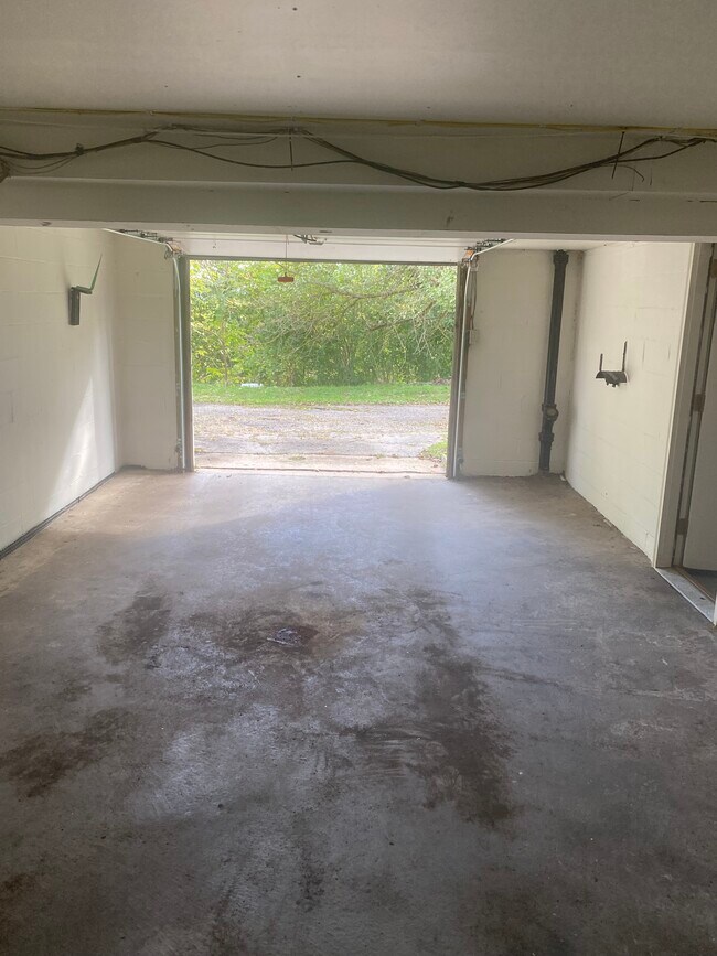 Building Photo - 731 Darlington St