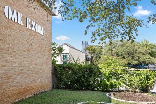 Building Photo - 620 S 1st St