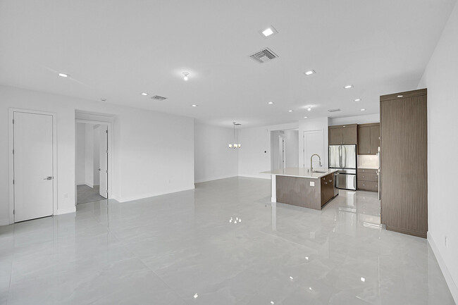 Building Photo - 13080 Feathering Wy