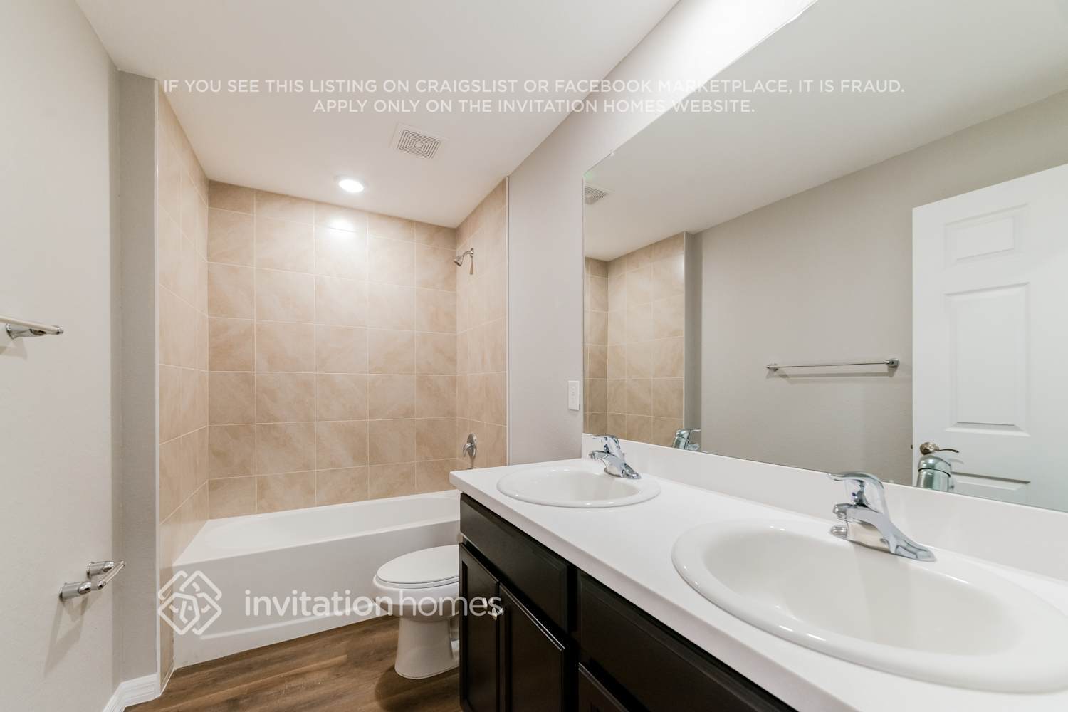 Building Photo - 810 Merrimac St SE