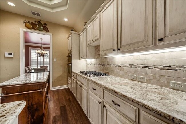 Building Photo - 3802 Frio Way