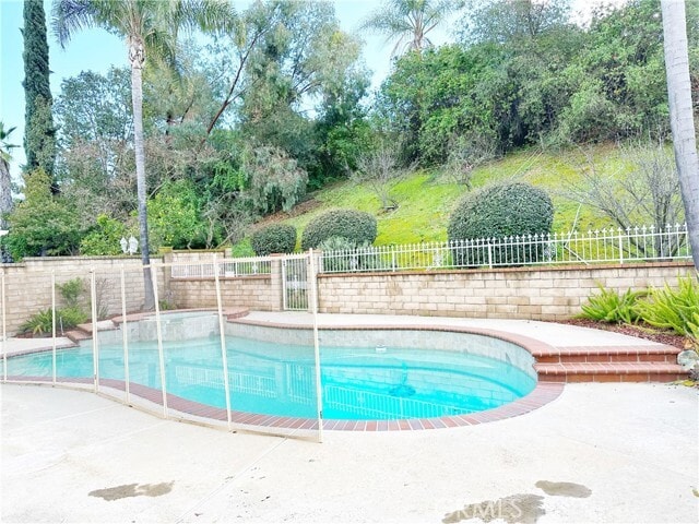 Building Photo - 2173 Camino Largo Dr