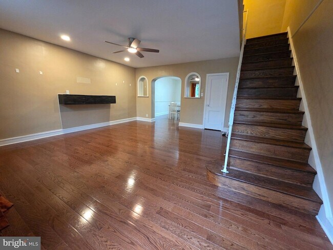 Building Photo - 408 Slocum St