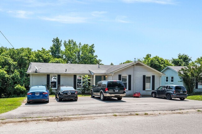 Primary Photo - 4754 Trenton Dr