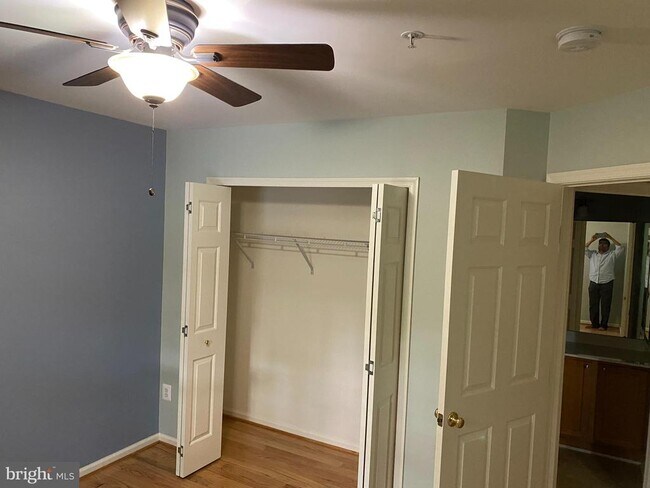 Building Photo - 2212 Barnet Ct