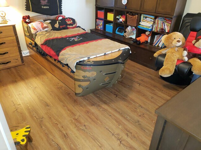 Building Photo - 3236 Silver Sands Cir