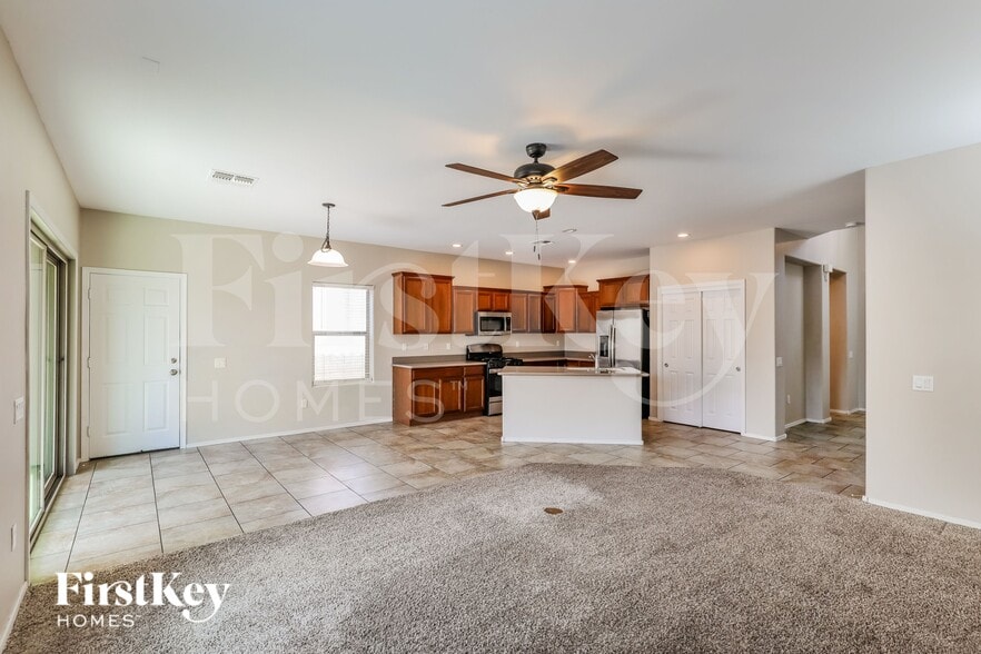 Building Photo - 10721 E Sanctuary Ridge Ln