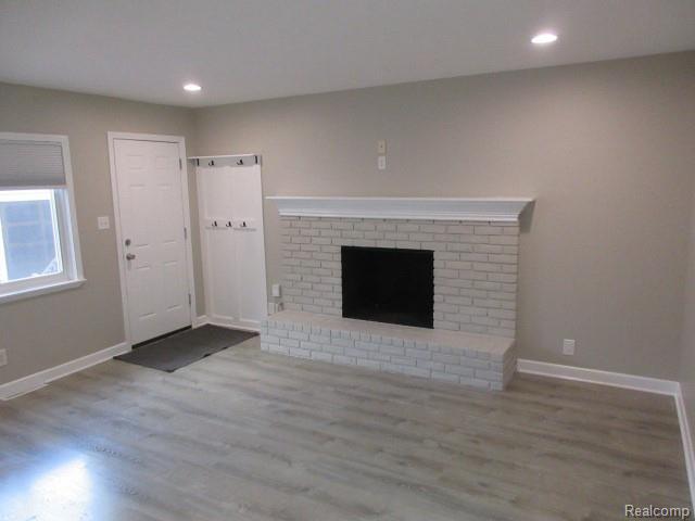 Building Photo - 5364 Drayton Rd
