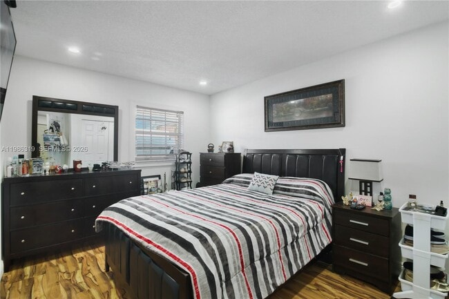 Building Photo - 10135 SW 139th Pl