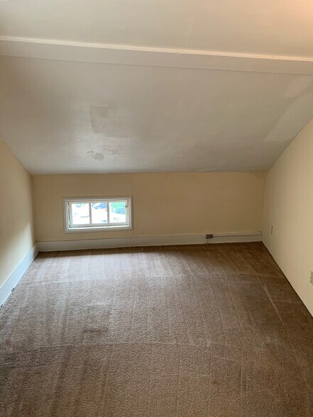 Building Photo - 2437 Ohio Ave