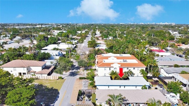 Building Photo - 1104 NE 16th Ave