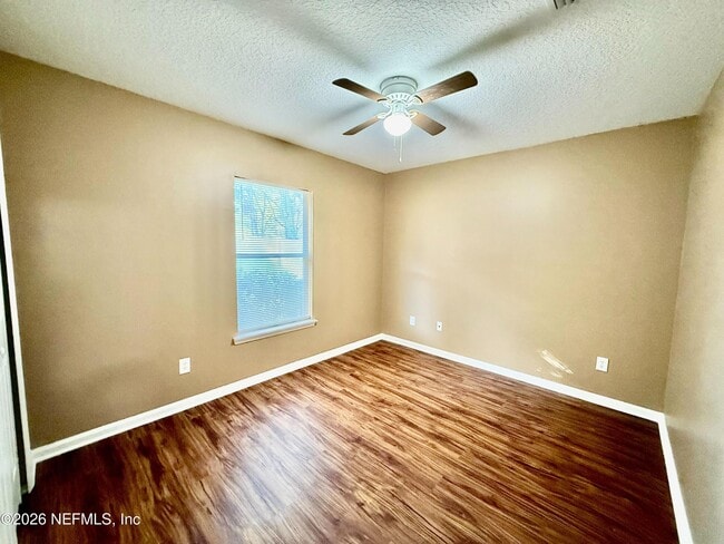 Building Photo - 708 Sharon Ct