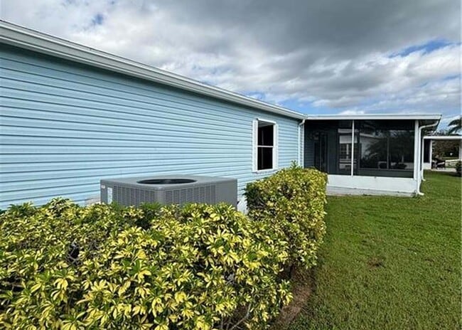 Building Photo - 3808 Westchester Ct