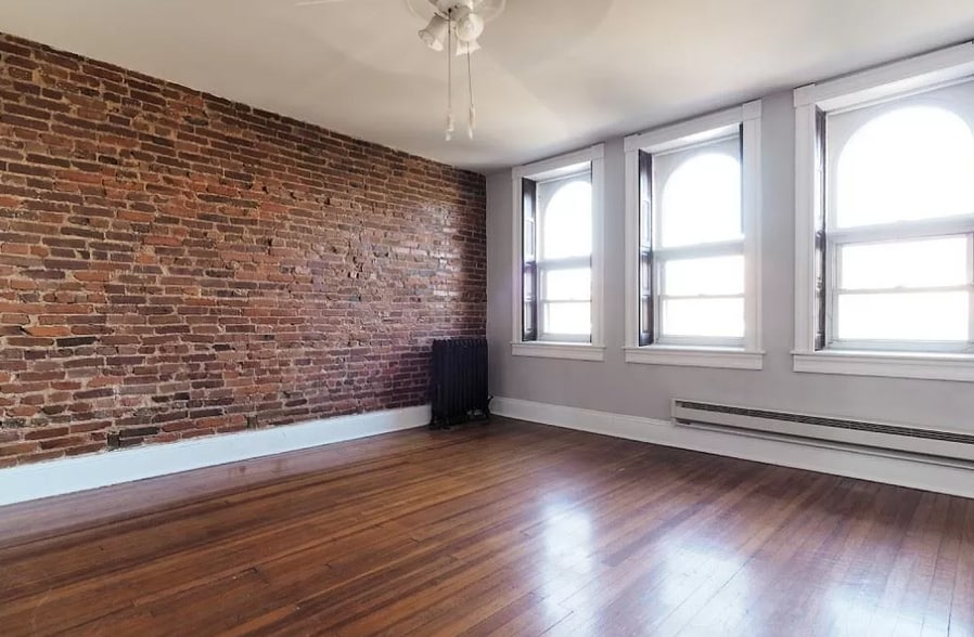 Building Photo - 2841 n Calvert Street