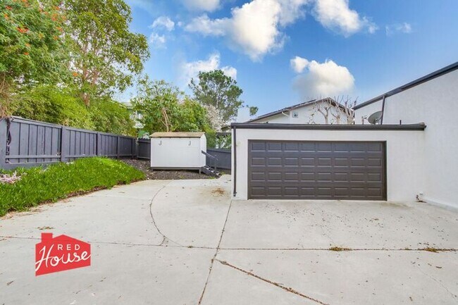 Building Photo - 408 Bristol Rd