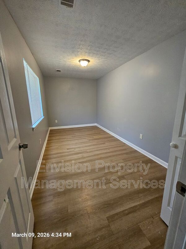 Building Photo - 2638 Fieldstone View Ln SE