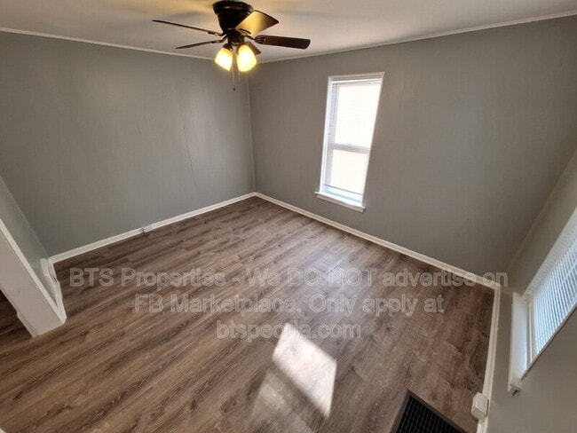 Building Photo - 1912 W Ann St