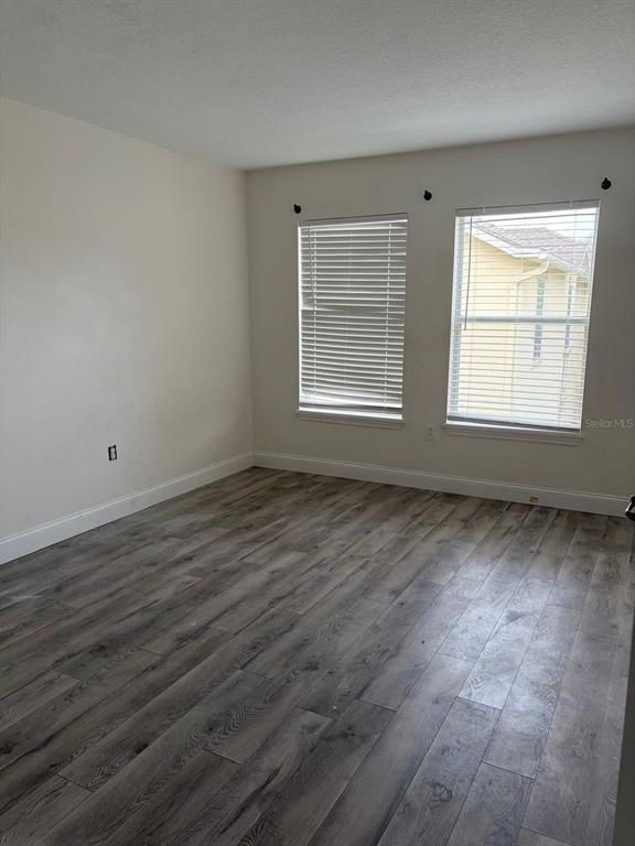 Building Photo - 2880 Club Cortile Cir