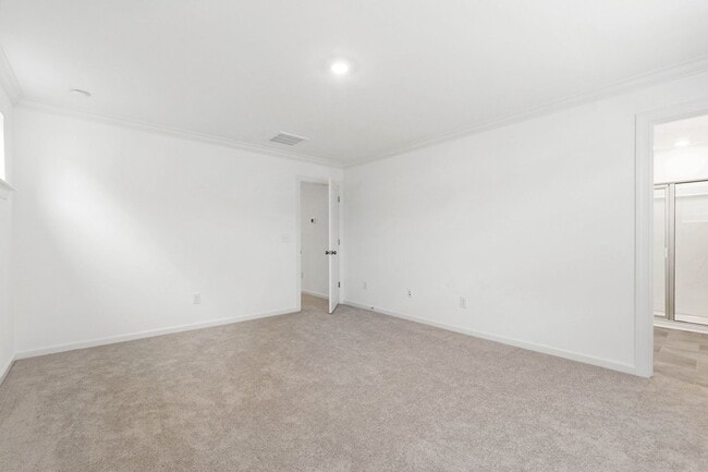 Building Photo - Chic End-Unit Townhome in Forestville Station!