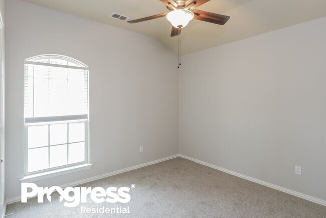 Building Photo - 7974 Los Alamitos Ln