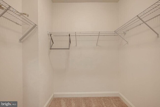 Building Photo - 9204 Charleston Dr